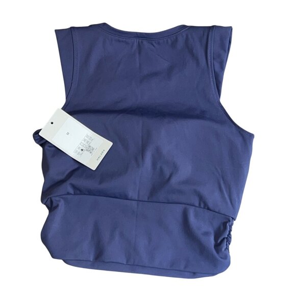 Halara Round Neck Cap Sleeve Cropped Ruched Workout Tank Sz Medium Navy Built in - Picture 3 of 10
